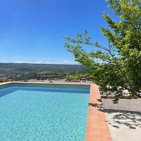 Castell De L'Aguda Hotell Tora de Riubregos Exteriör bild